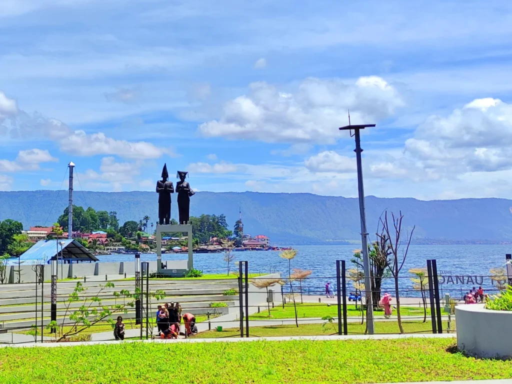 Jom Jelajah dan Terokai Lake Toba 5H4M
