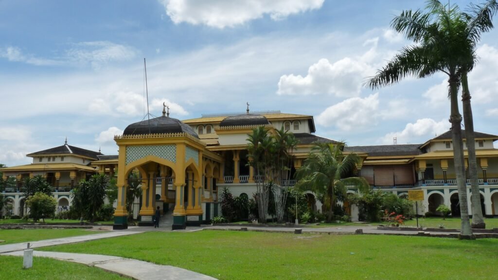Jom Melancong Medan - Lake Toba 3H2M