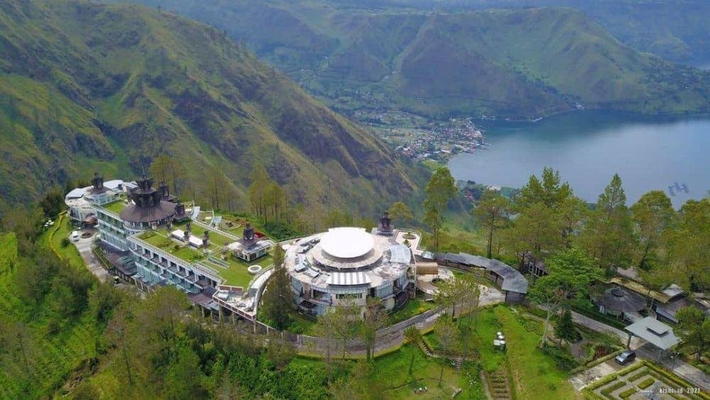 Taman Simalem Resort — Resort Mewah dengan Panorama Danau Toba
